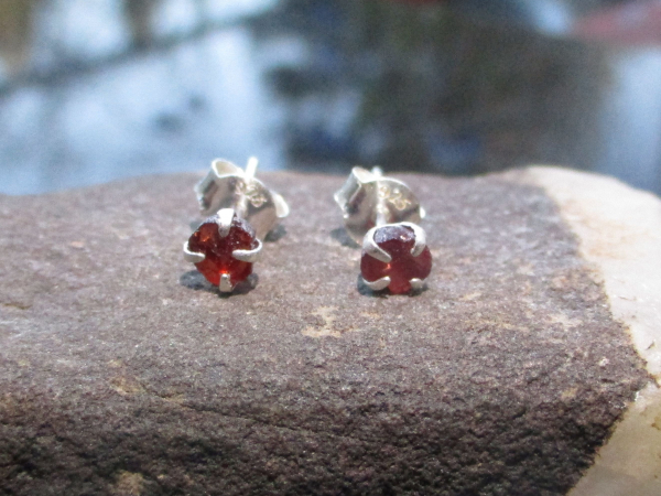 Raw Garnet Stud Earrings in Sterling Silver Small 5mm Red Stone January Birthsto