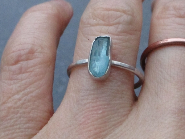 Size 6 Handmade Raw Blue Apatite Crystal Stacking Ring with Thin Dainty Hammered