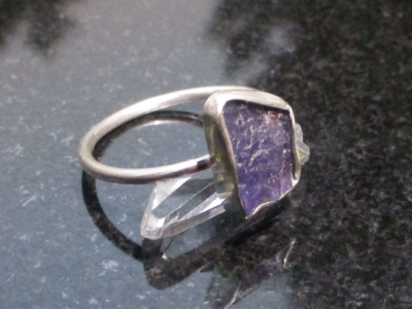 Raw Tanzanite Ring in US Size 9 Set in 925 Sterling Silver, Natural Purple Cryst