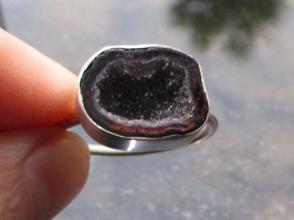 Tabasco Geode Ring In Sterling Silver US Size 9 Black Stone Silver Stackable Geo
