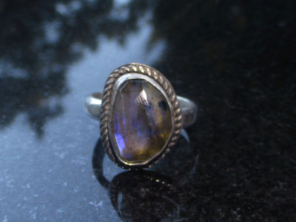 Labradorite Ring 925 Sterling Silver Statement Ring Size 9 with Freeform Faceted