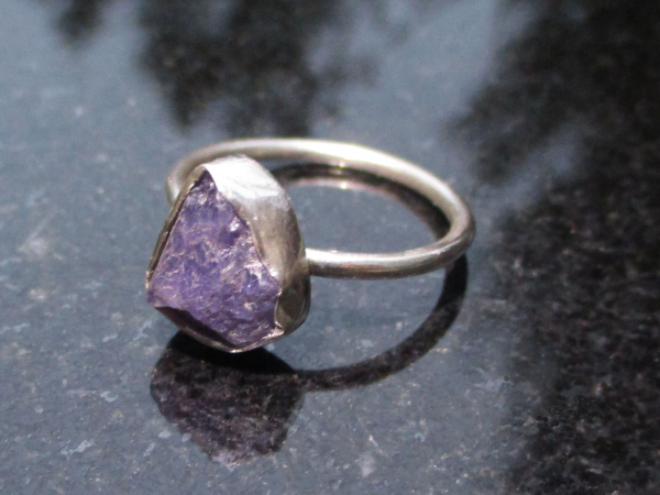 Raw Tanzanite Ring in US Size 7 Set in 925 Sterling Silver, Natural Purple Cryst