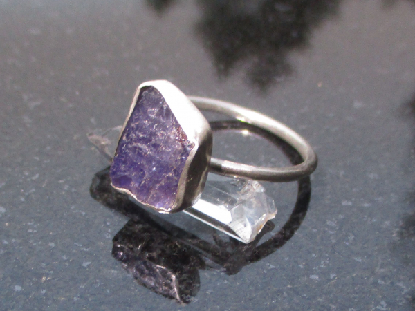 Raw Tanzanite Ring in US Size 9 Set in 925 Sterling Silver, Natural Purple Cryst