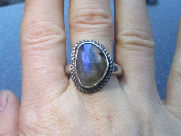 Labradorite Ring 925 Sterling Silver Statement Ring Size 9 with Freeform Faceted