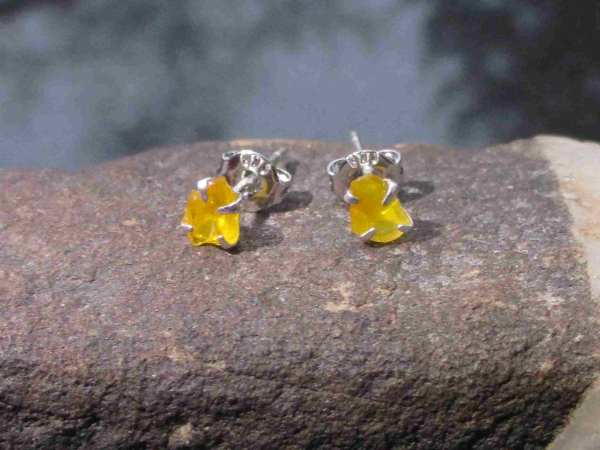 6mm Raw Opal Stud Earrings in Sterling Silver with 4 Prong Setting Small Stone M