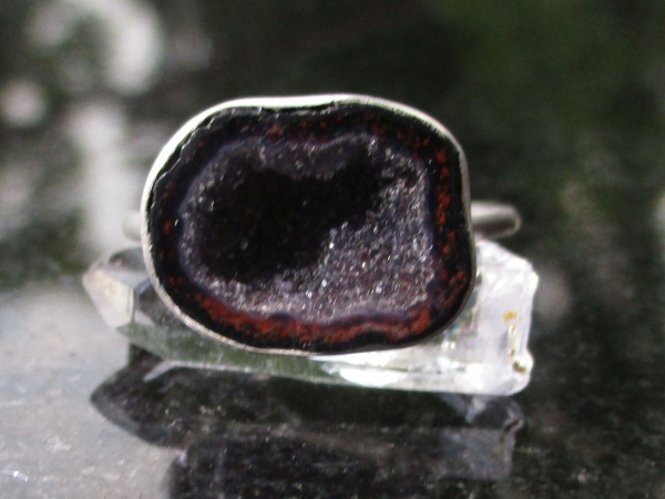Tabasco Geode Ring In Sterling Silver US Size 9 Black Stone Silver Stackable Geo