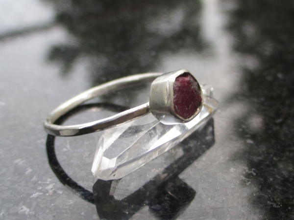 Size 6 Handmade Raw Ruby Crystal Stacking Ring in Sterling Silver With Thin Hamm