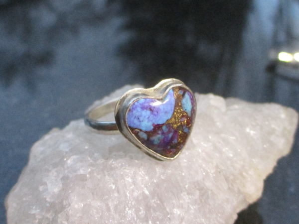 Handmade Heart Ring 925 Sterling Silver Purple Mojave Turquoise Matrix Size 8 Handmade Heart Ring 925 Sterling Silver Purple Mojave Turquoise Matrix Size 8