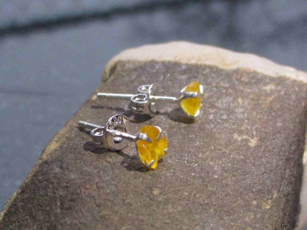 6mm Raw Opal Stud Earrings in Sterling Silver with 4 Prong Setting Small Stone M