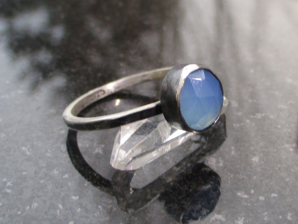 Blue Chalcedony Silver Stacking Ring Size 8 Round Rose Cut Agate Gemstone Hammer