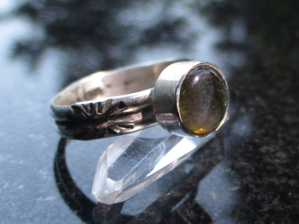 Labradorite Ring Size 6 Set in Sterling Silver with Round Labradorite Gemstone a